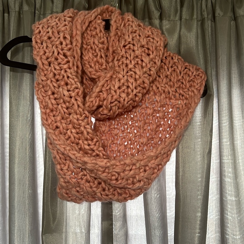 Salmon Old navy scarf